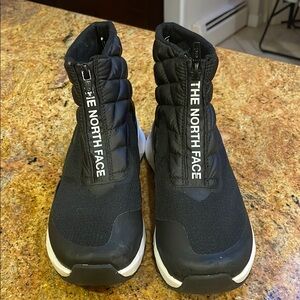 The North Face Black Quilted Boots Sneakers